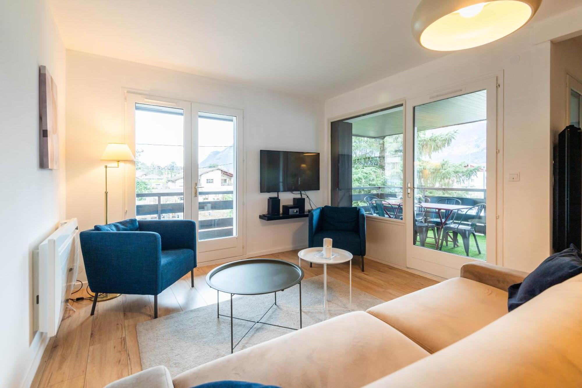 Bel Apt Terrasse A 2 Pas Du Lac ซิวริเย ภายนอก รูปภาพ